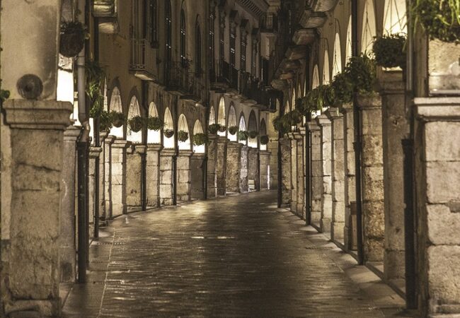 cava portici borgo